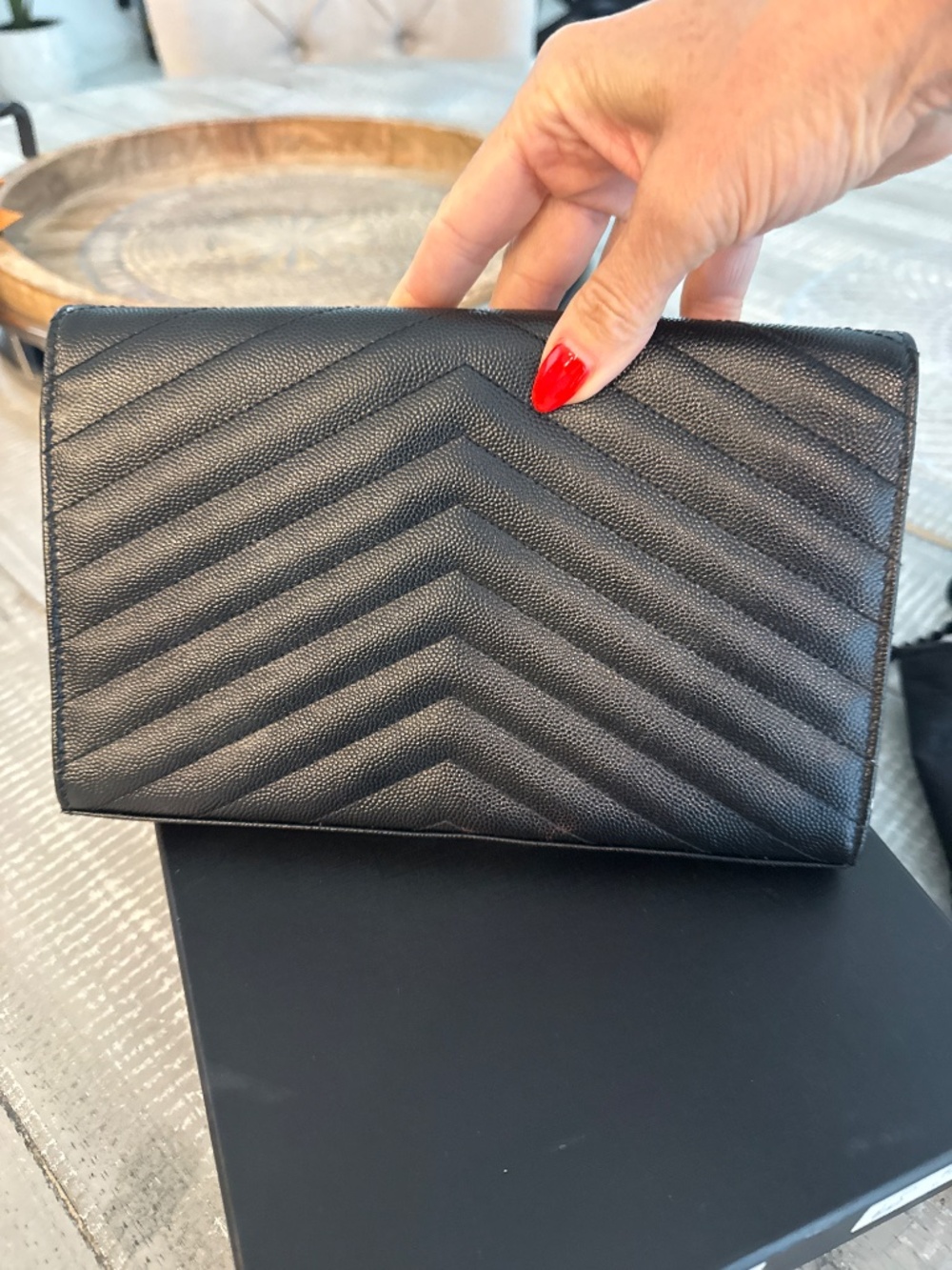 Saint Laurent Classic Cassandre Chain Wallet in Grain de Poudre leather bag - Picture 10 of 11